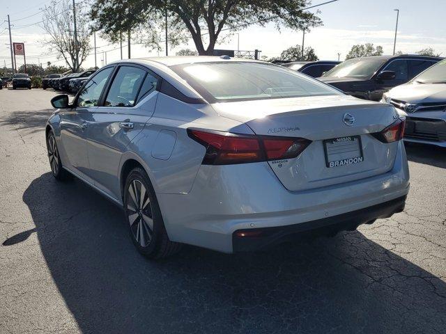 2021 nissan altima 2.5 sv
