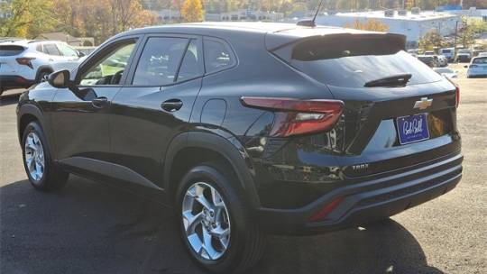 2024 chevrolet trax ls