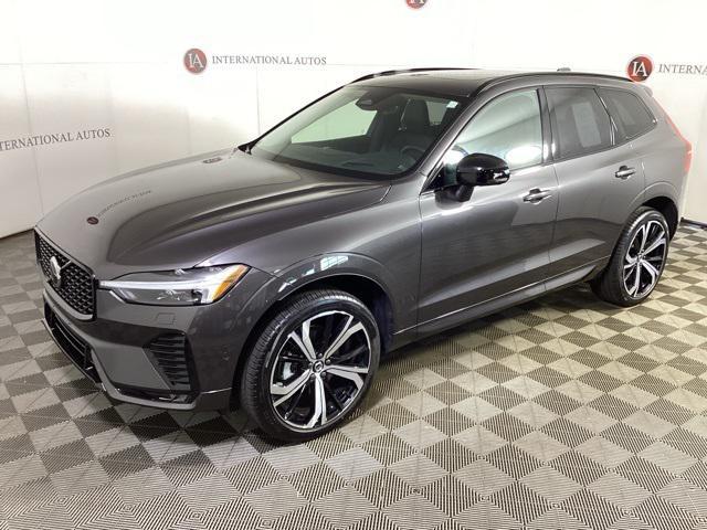 2024 volvo xc60 b5 ultimate dark theme