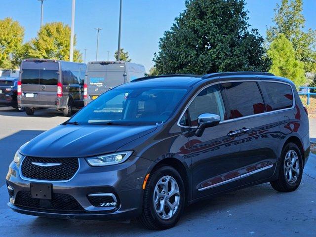 2022 chrysler pacifica limited