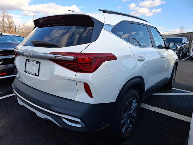 2022 kia seltos s