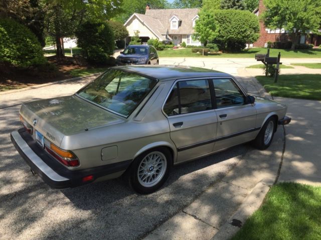 1988 535i automobile