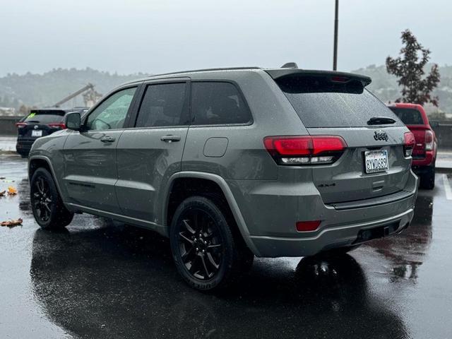 2021 jeep grand cherokee laredo x