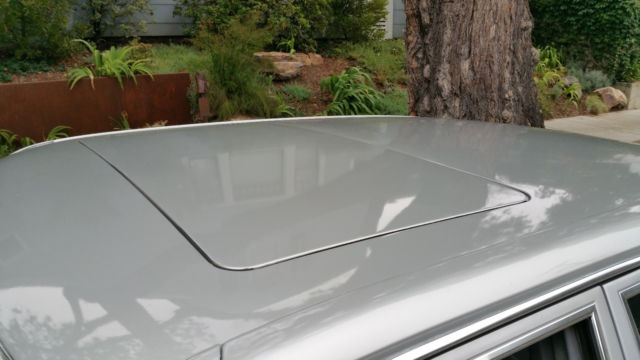 1982 silver mercedes 300sd