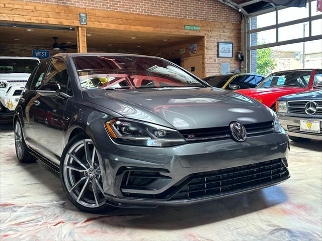 2018 volkswagen golf r 2.0t w/dcc & navigation