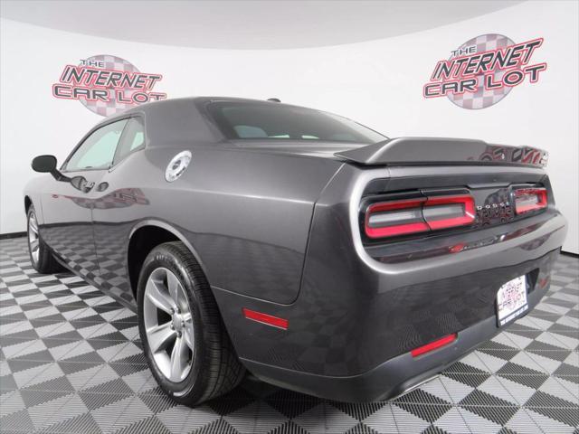 2019 dodge challenger sxt