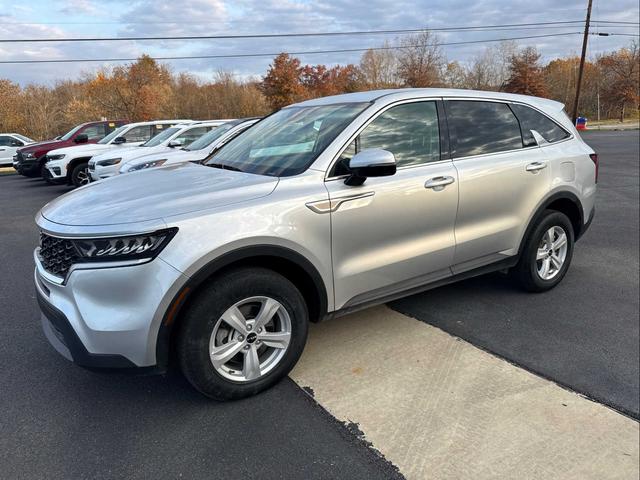 2022 kia sorento lx