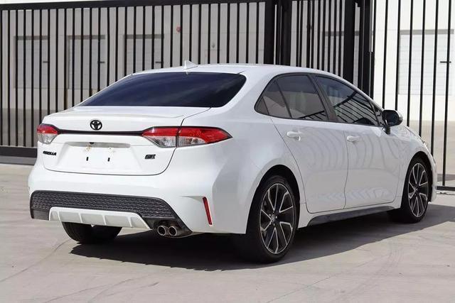 2022 toyota corolla se