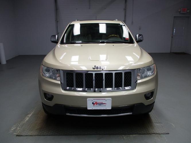 used 2011 jeep grand cherokee overland victor, ny 14564 for sale in victor, new york