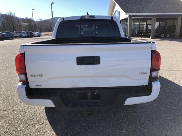 2022 toyota tacoma sr