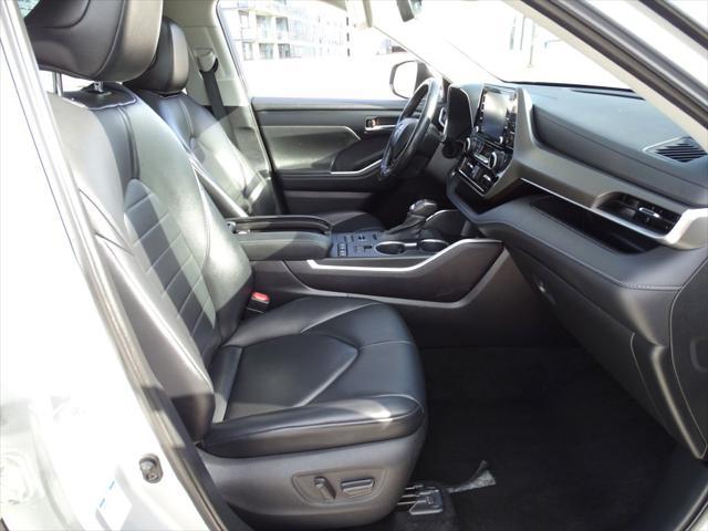 2021 toyota highlander xle