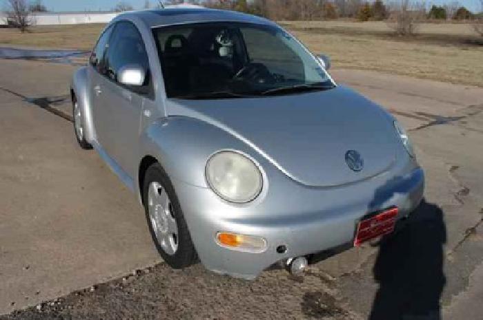 used 2000 volkswagen new beetle for sale. in paris, tx