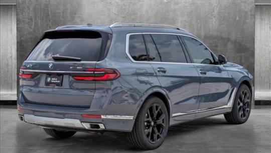 2025 BMW X7