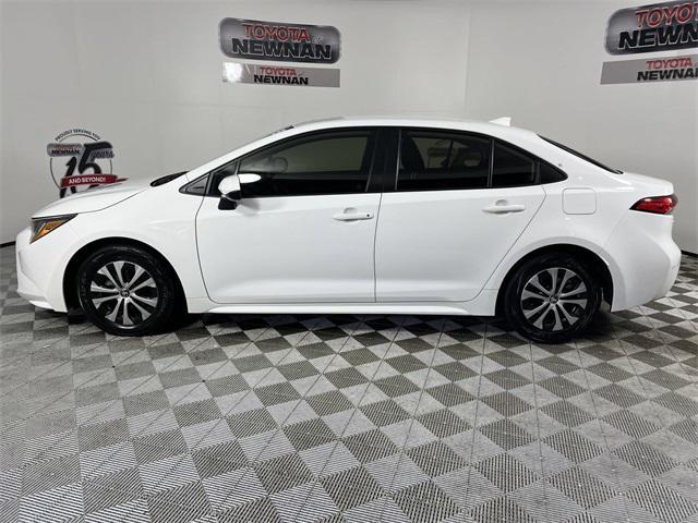 2022 toyota corolla hybrid se