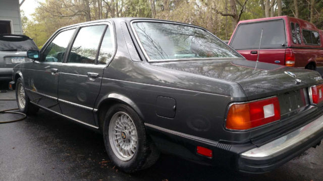 1986 bmw 735i classic luxury sedan