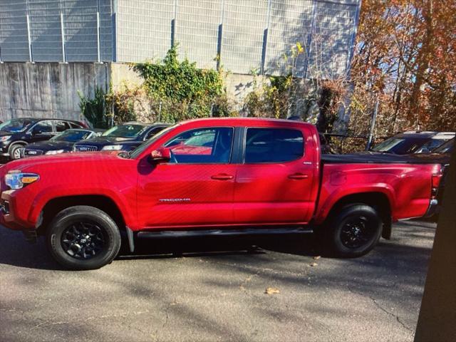 2022 toyota tacoma sr