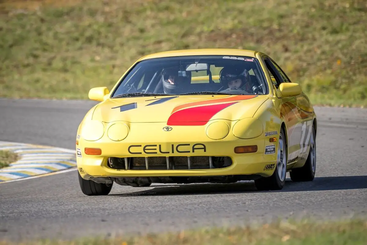 1994 toyota celica yellow fwd manual gt