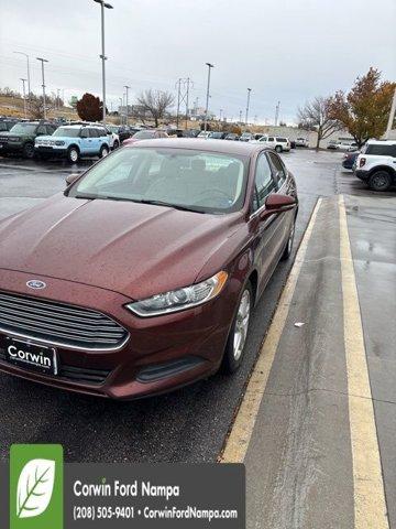 2016 ford fusion se