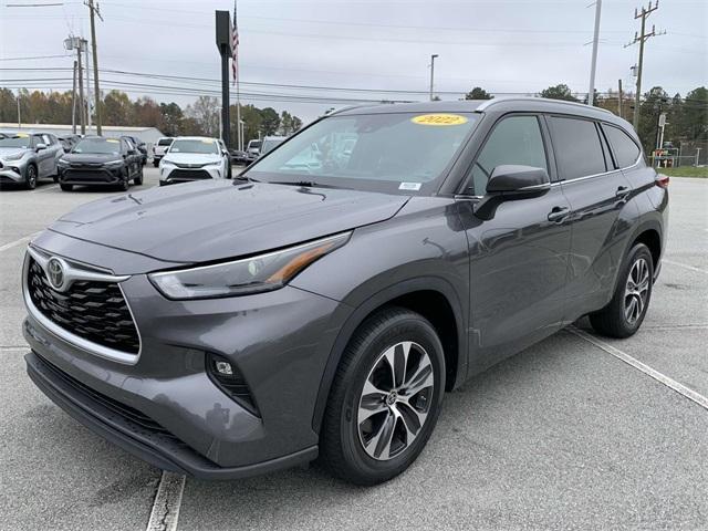 2022 toyota highlander xle