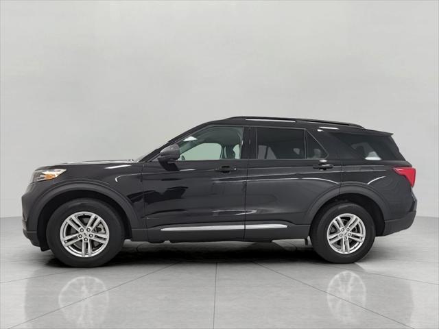 2022 ford explorer xlt