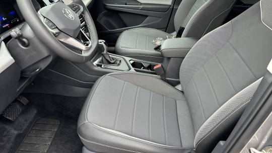 2023 Volkswagen Taos