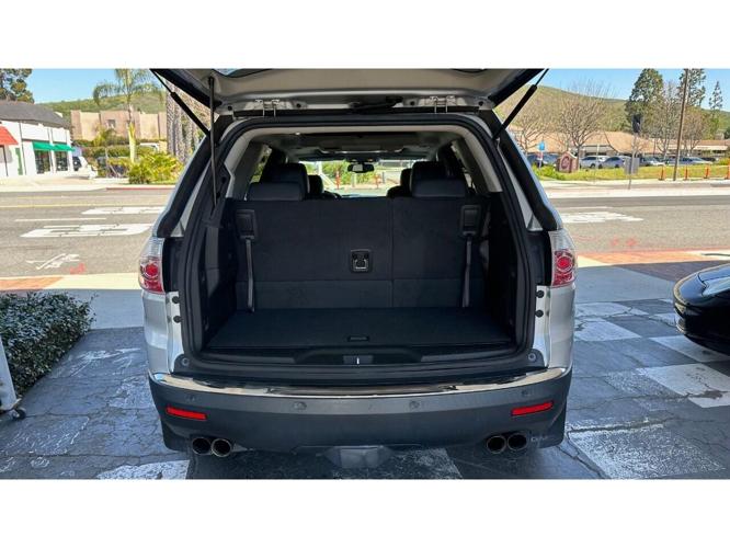 2011 gmc acadia in thousand oaks, california