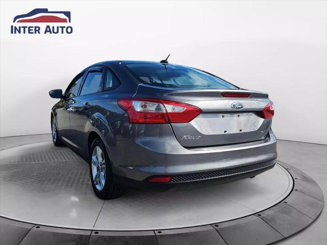 2013 ford focus se