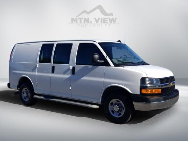 2022 chevrolet express 2500 work van