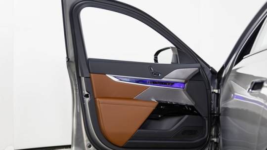 2024 BMW i7