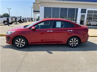 2022 Kia Rio s