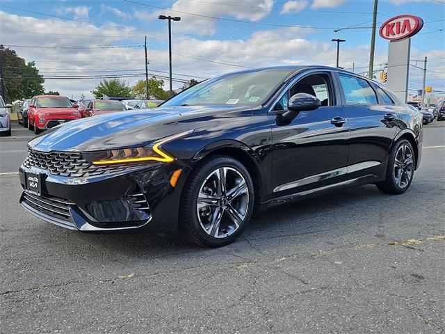 2022 kia k5 lxs