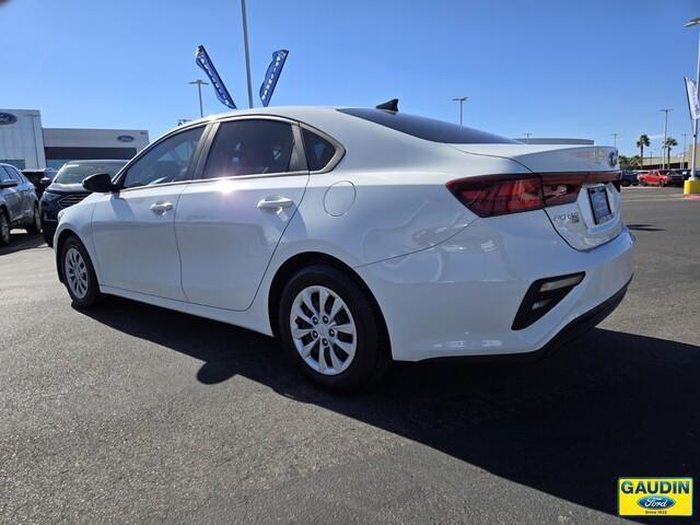 2019 kia forte fe