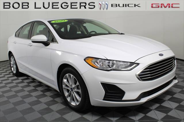 2020 ford fusion se