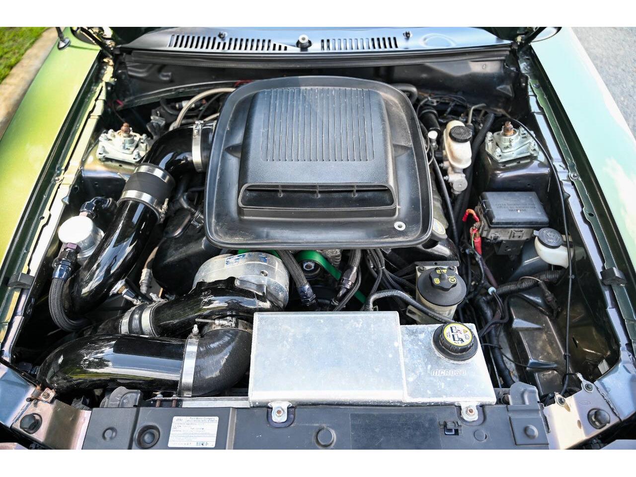 2003 ford mustang
