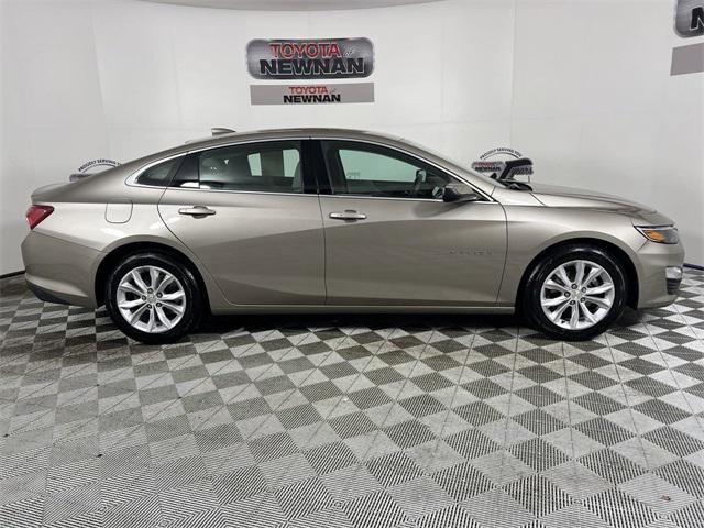2022 chevrolet malibu fwd lt