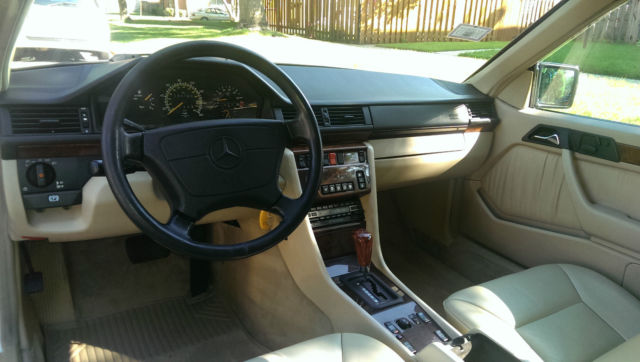 1993 mercedes-benz 300ce base coupe 2-door 3.2l