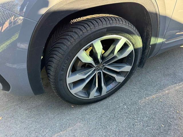 2021 volkswagen atlas cross sport 3.6l v6 sel r-line