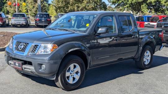2013 Nissan Navara (Frontier) sv