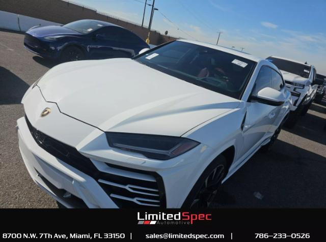 2019 lamborghini urus base