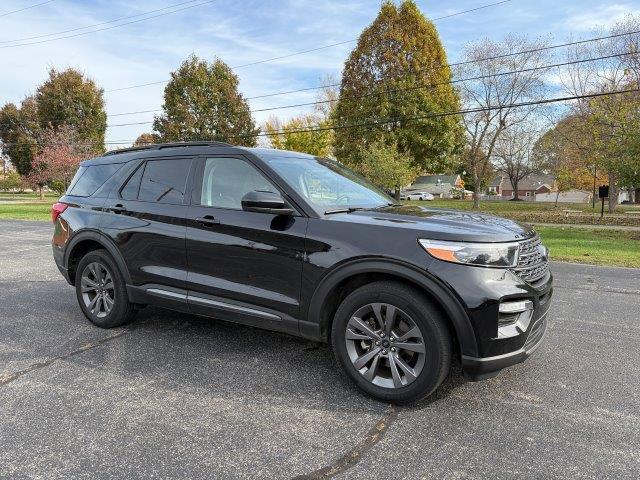 2022 ford explorer xlt