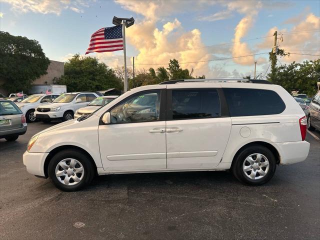 2010 kia sedona lx