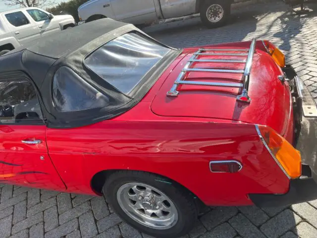 1974 mg b convertible red rwd automatic