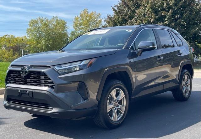 2022 toyota rav4 xle