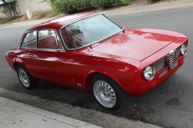 1967 alfa romeo gtv stepnose