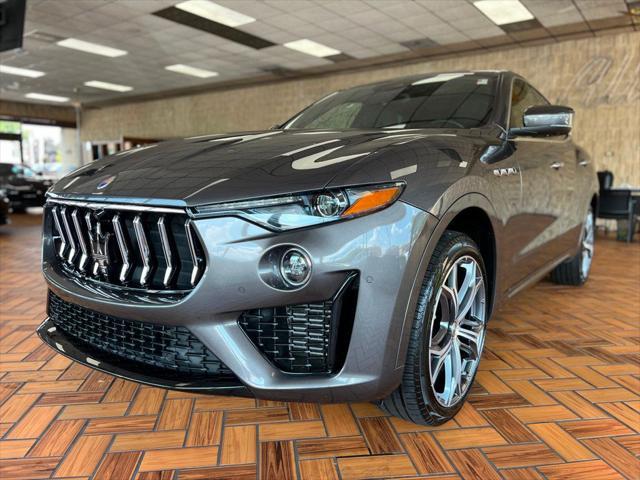 2021 maserati levante base
