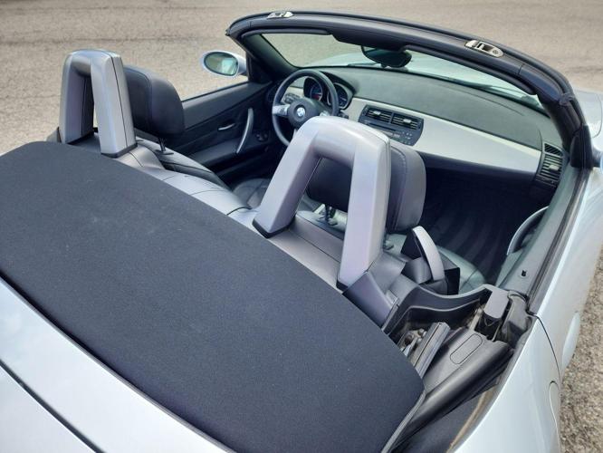 2005 bmw z4 in ross, ohio