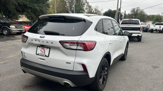2020 Ford Escape