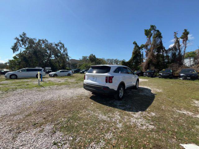 2023 kia sorento lx