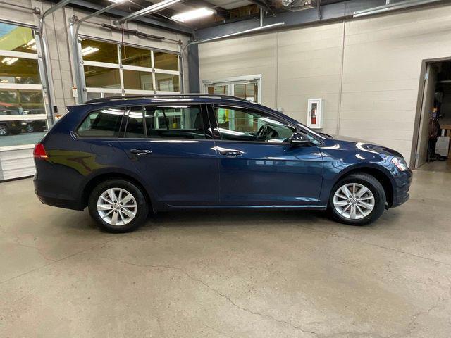 2016 volkswagen golf sportwagen tsi s 4-door