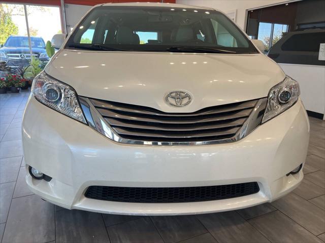 2015 toyota sienna xle